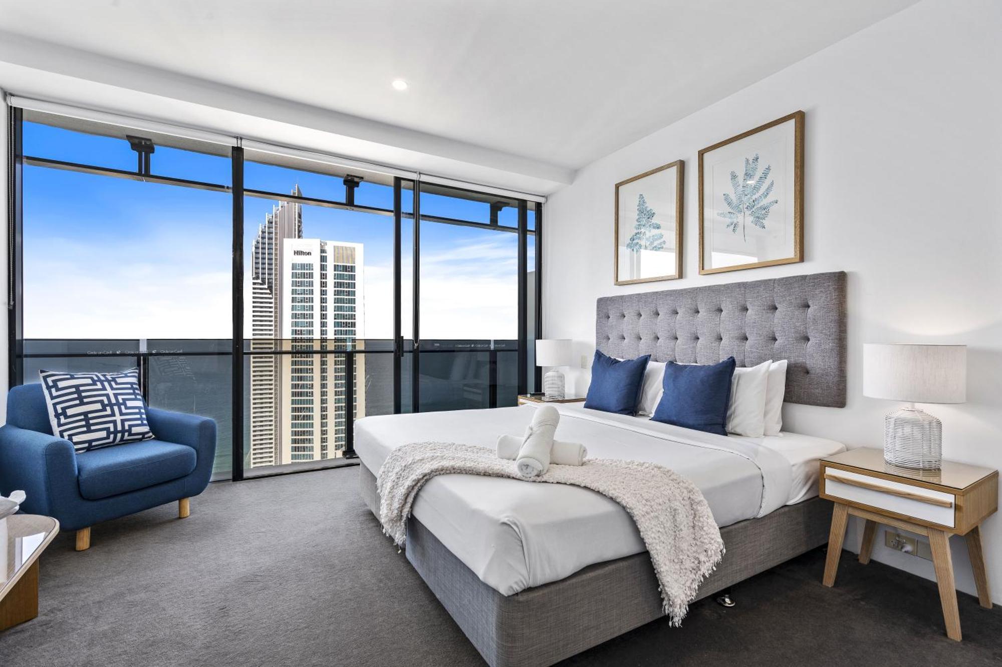 Circle On Cavill Surfers Paradise Mid Week Madness Deal - Q Stay Gold Coast Eksteriør billede